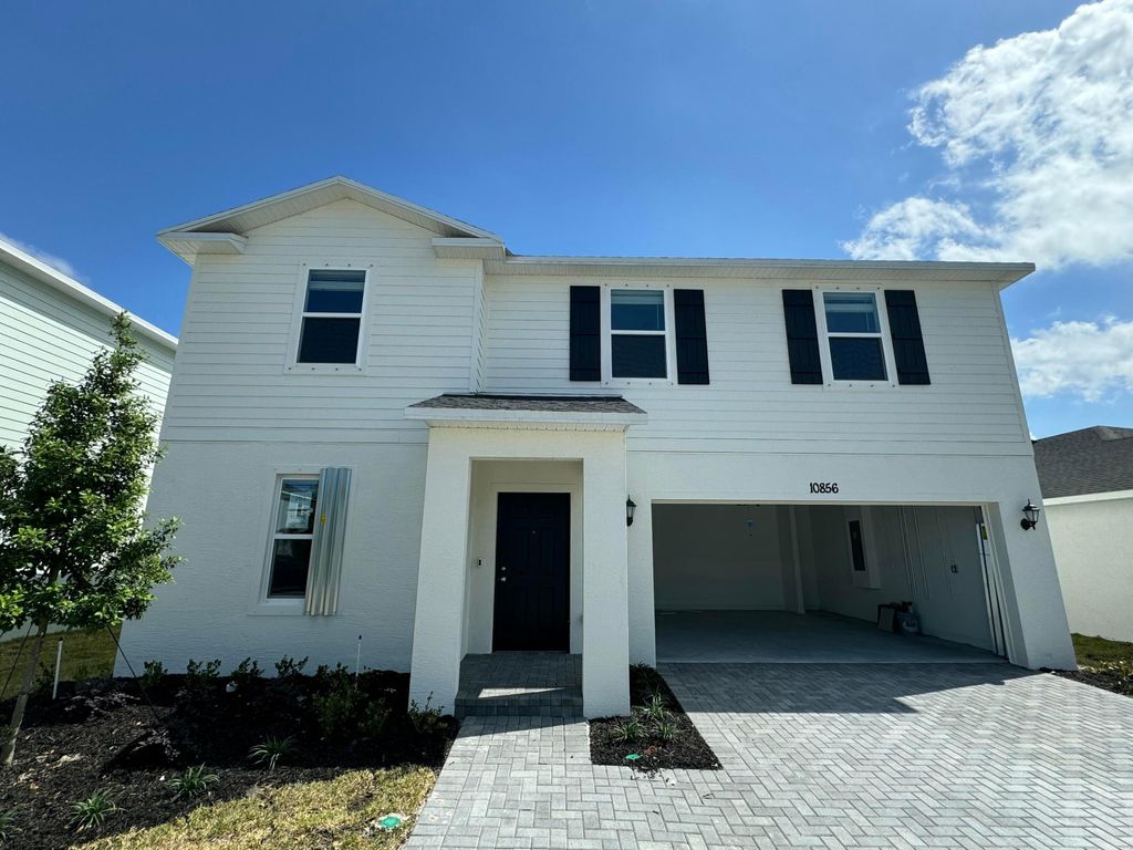 Photo of 10856 NW Everbreeze Drive, Port Saint Lucie, FL 34987 (MLS # B26023153)