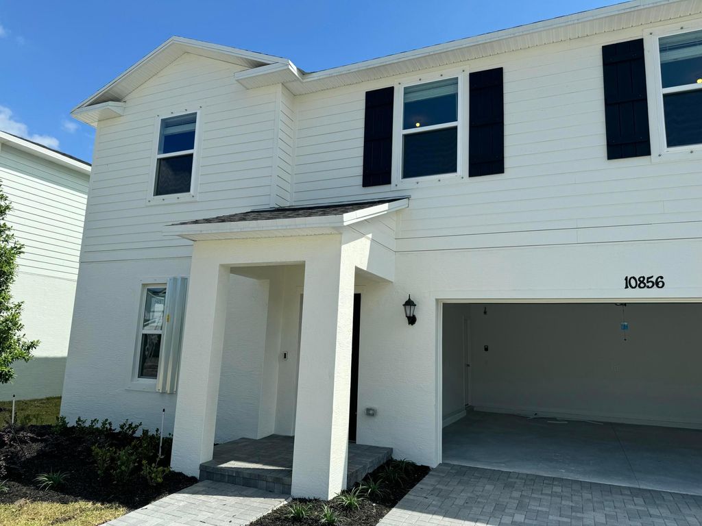 Photo of 10856 NW Everbreeze Drive, Port Saint Lucie, FL 34987 (MLS # B26023153)
