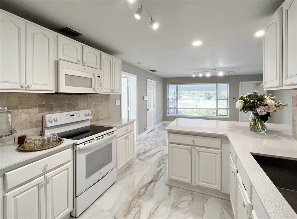 1010 NE 24TH Street
