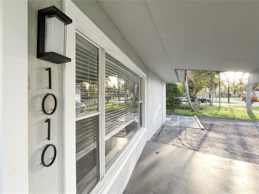 Photo of 1010 NE 24TH Street, Pompano Beach, FL 33064 (MLS # B26082987)