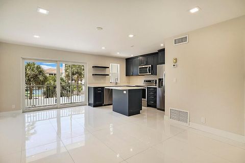 1439 S Ocean Boulevard 208 Pompano Beach FL 33062