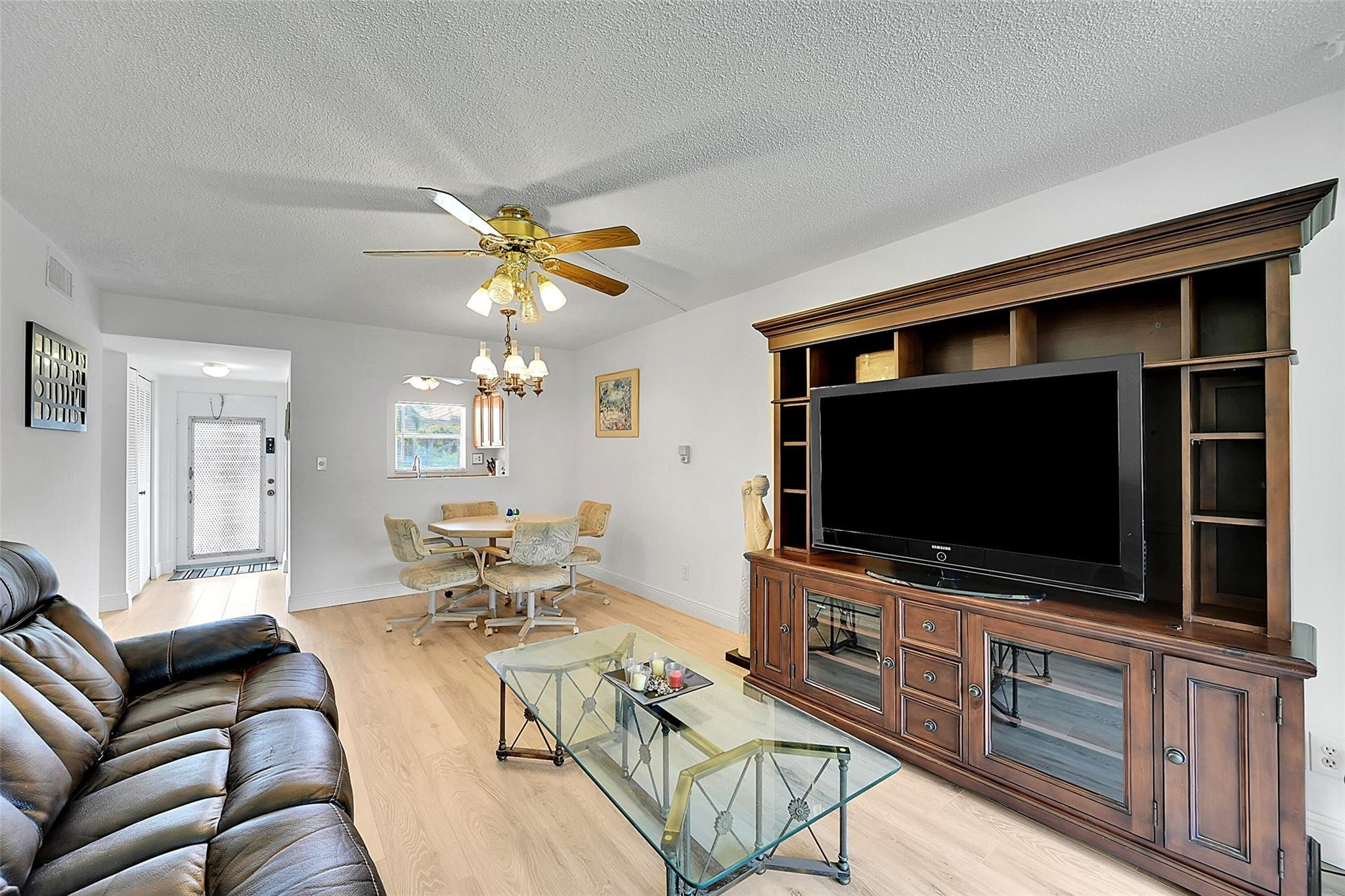 Sunrise Lakes Phase III - Residential