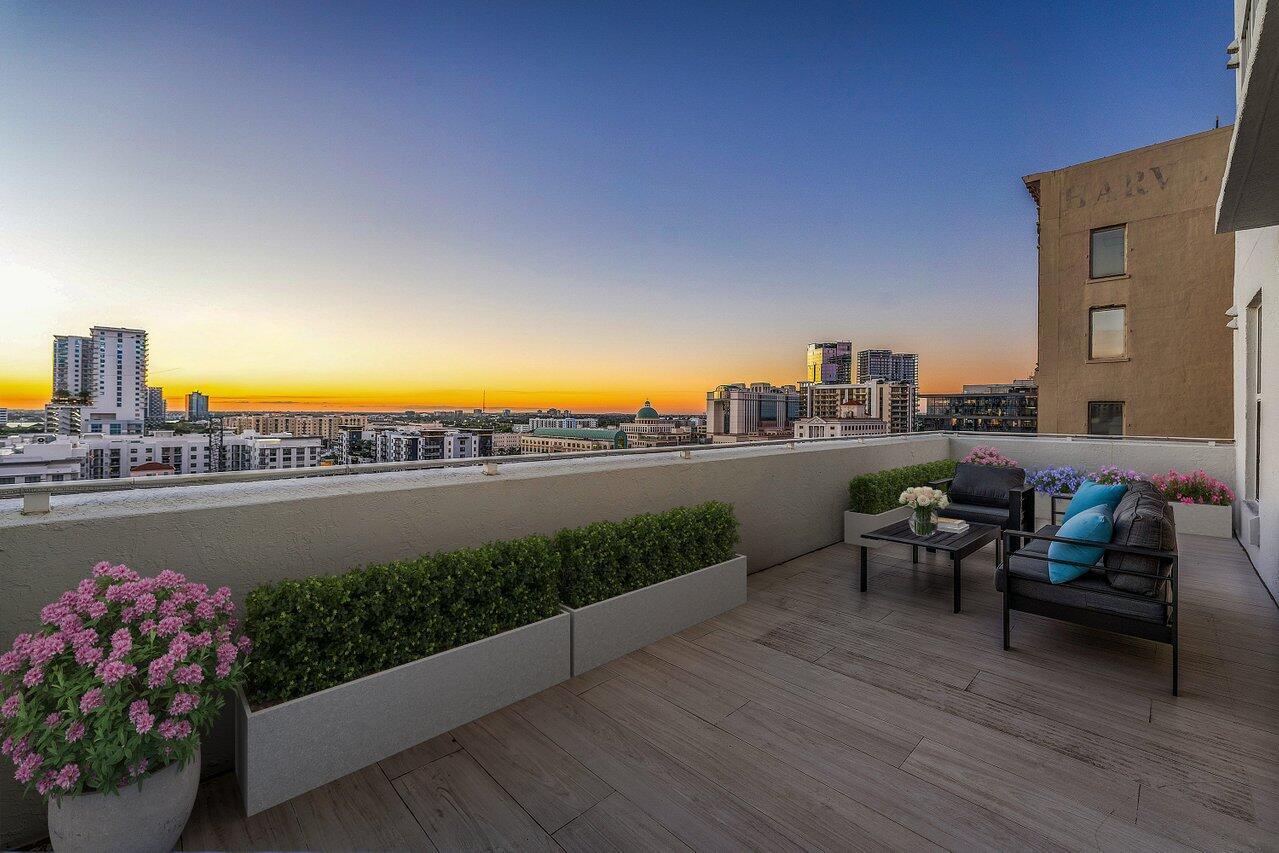 STRAND CONDO - Residential Lease