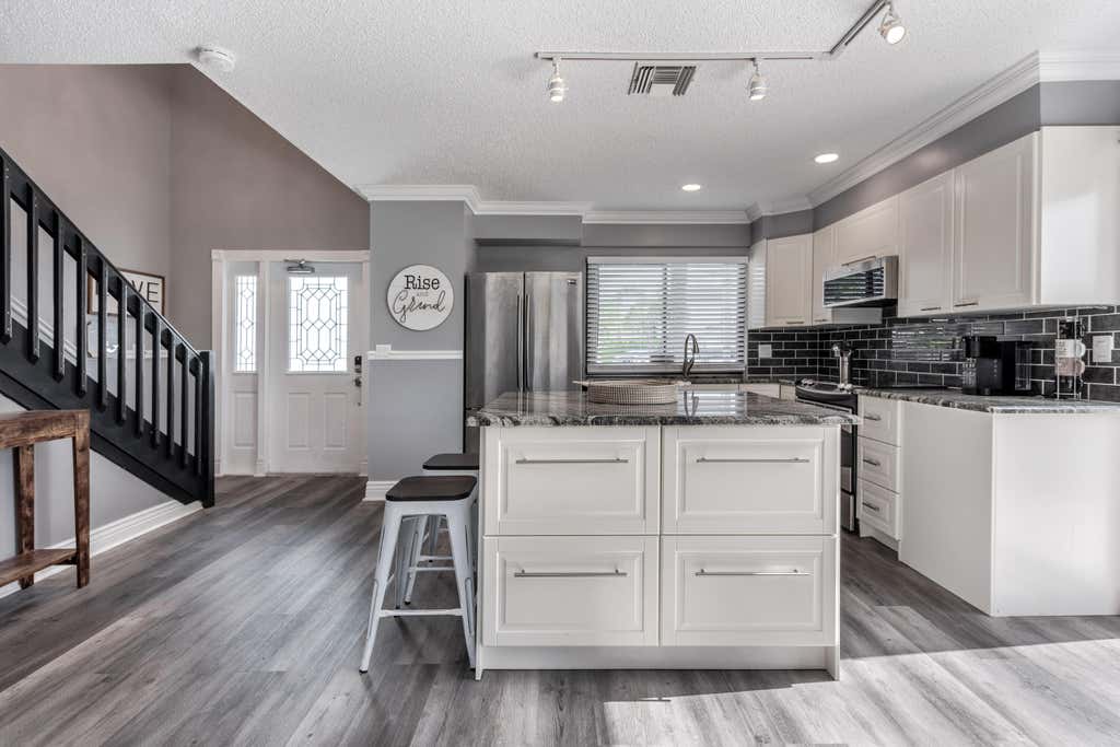 Photo of 324 W PINE Street #11, Lantana, FL 33462 (MLS # B26055205)