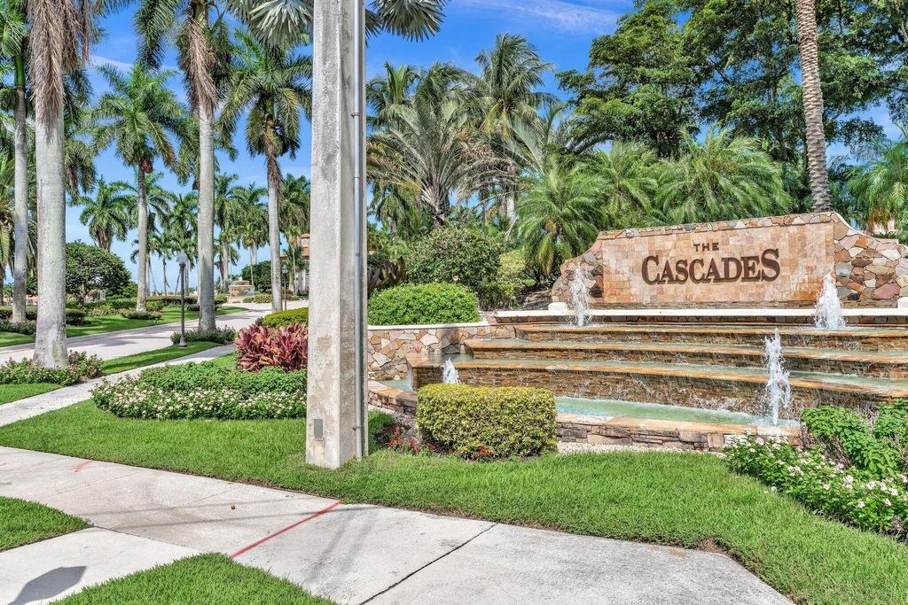 Photo of 6774 Castlemaine Avenue, Boynton Beach, FL 33437 (MLS # R10911927)