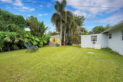 A home in Palm City