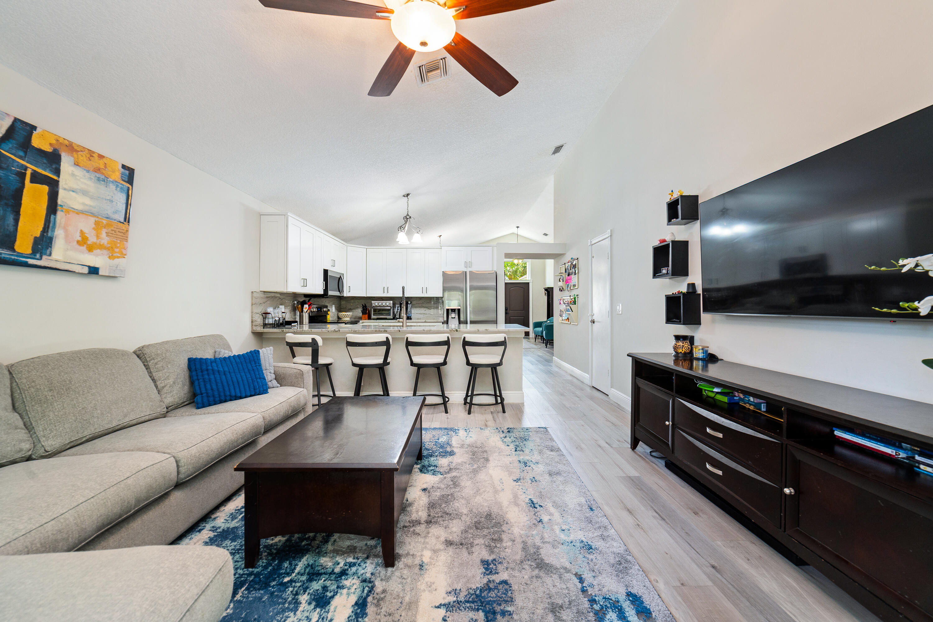 BOCA WINDS PAR F - Residential