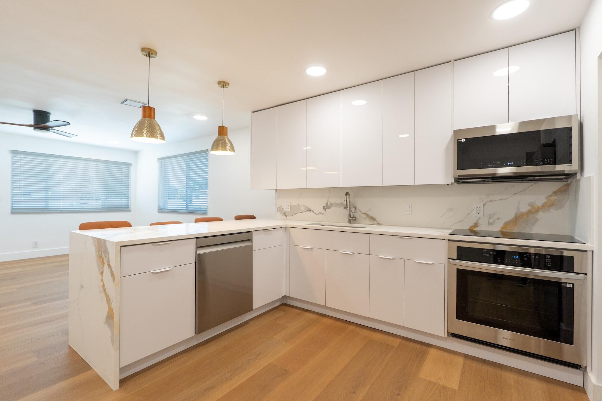 2175 NE 56TH Street 201