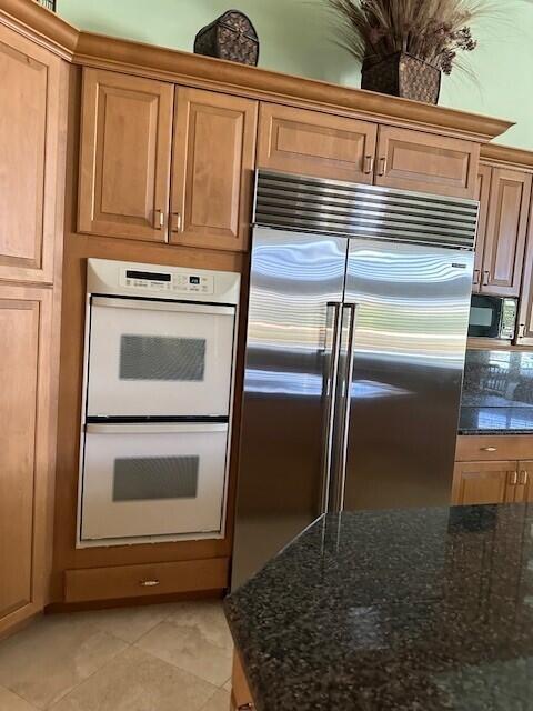 ROYAL PALM YACHT & COUNTR - Residential