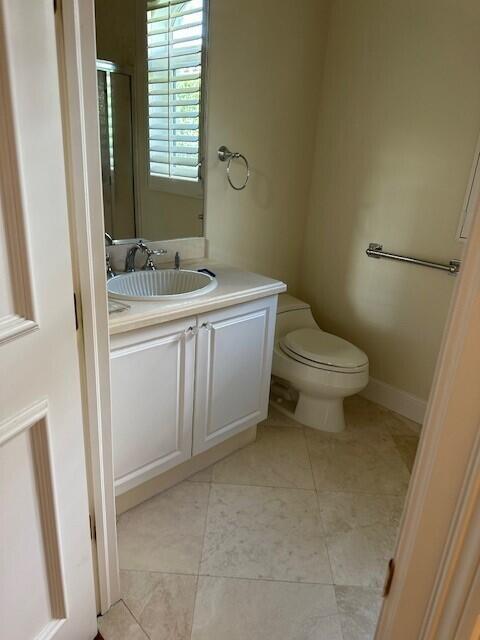 ROYAL PALM YACHT & COUNTR - Residential