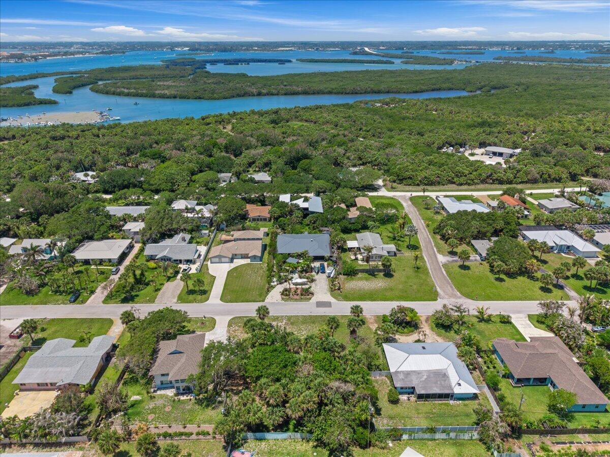 FORT PIERCE SHORES UNIT 4 REPLAT - Land