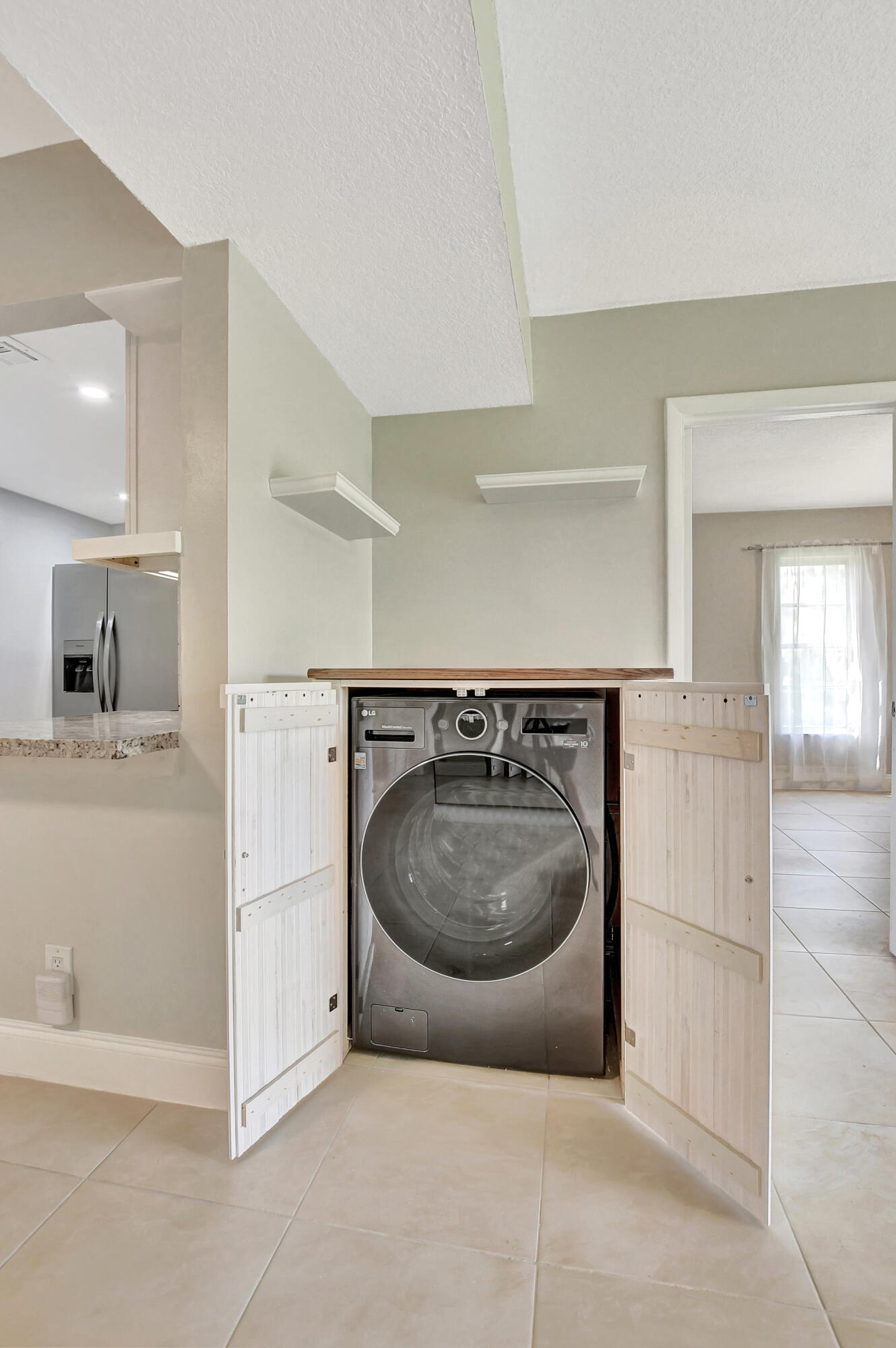 CASA DEL RIO CONDO - Residential Lease