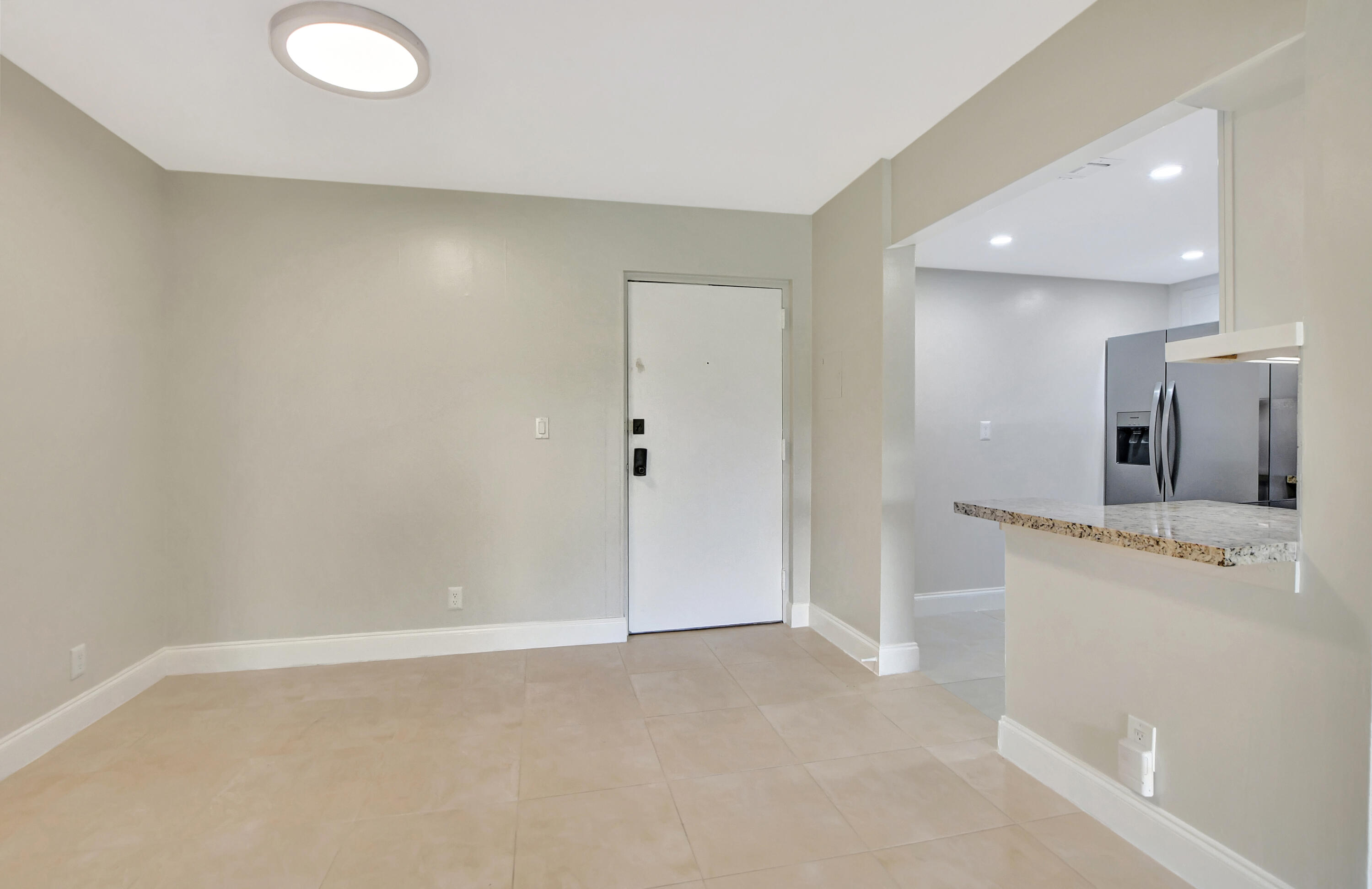 CASA DEL RIO CONDO - Residential Lease