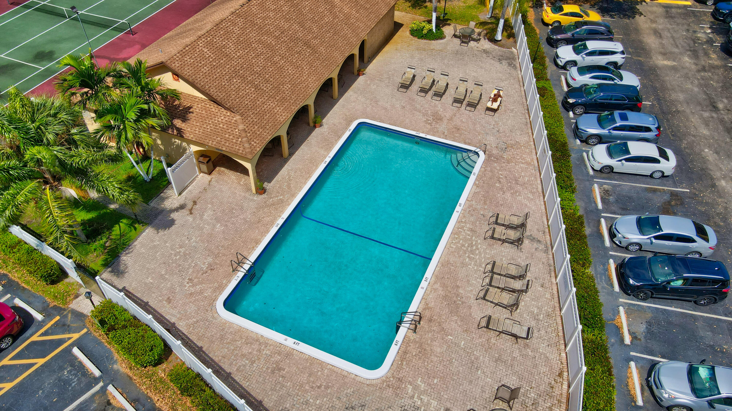 CASA DEL RIO CONDO - Residential Lease
