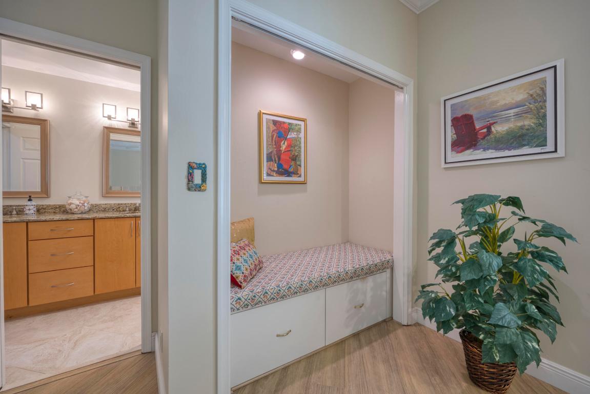 WATERWAY NORTH CONDO - Residential