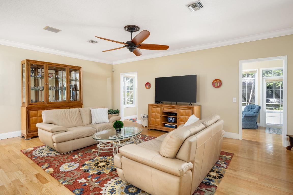 HIDDEN OAKS SUBDIVISION - Residential