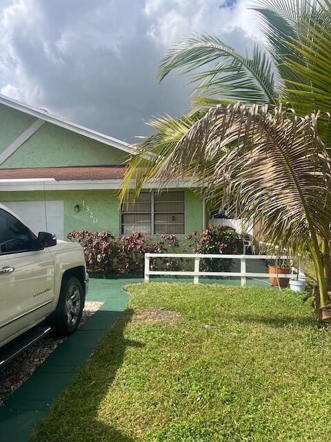 1320 SW 75th Avenue N North Lauderdale FL 33068