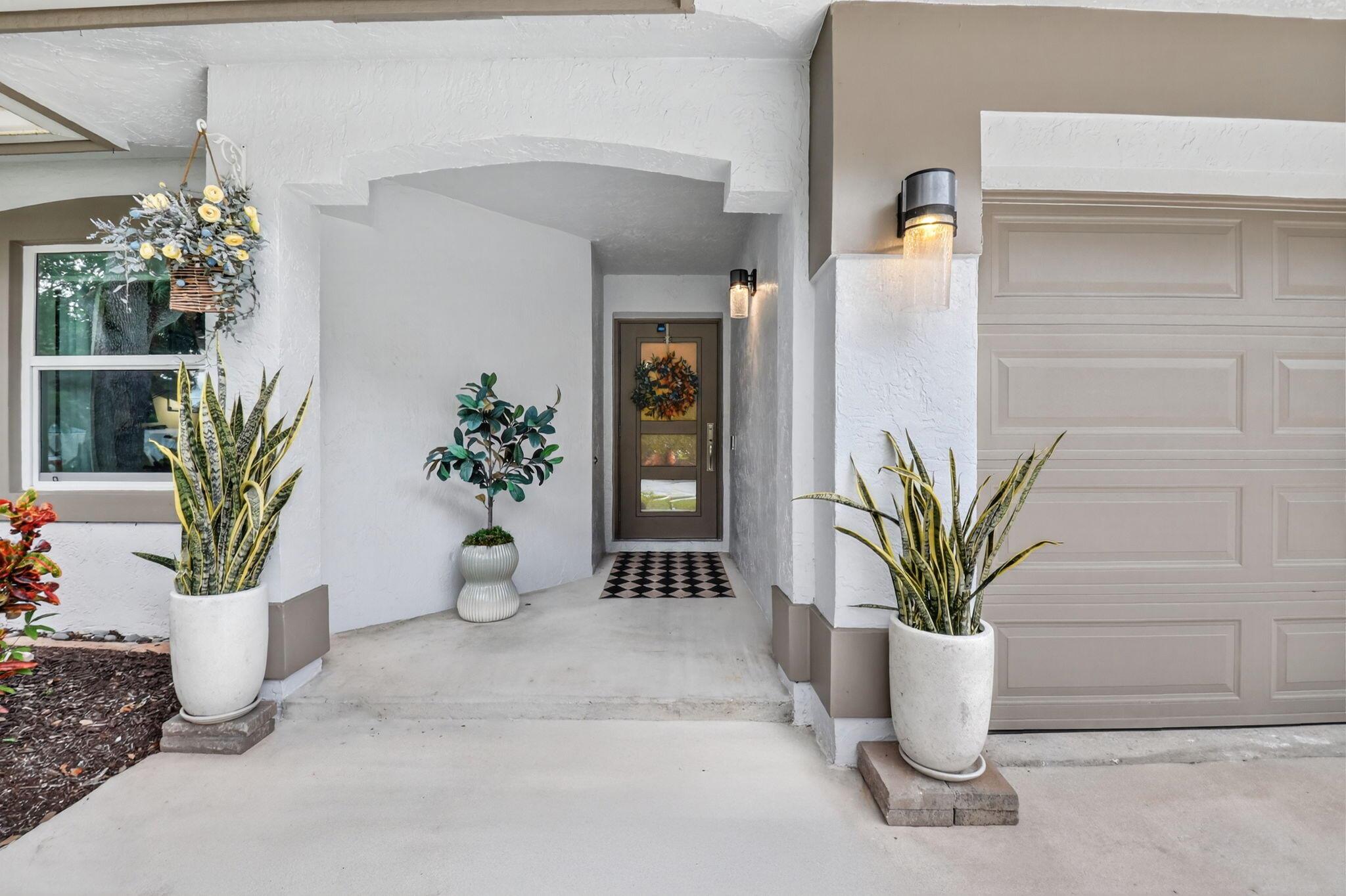4055 NW 1st Street