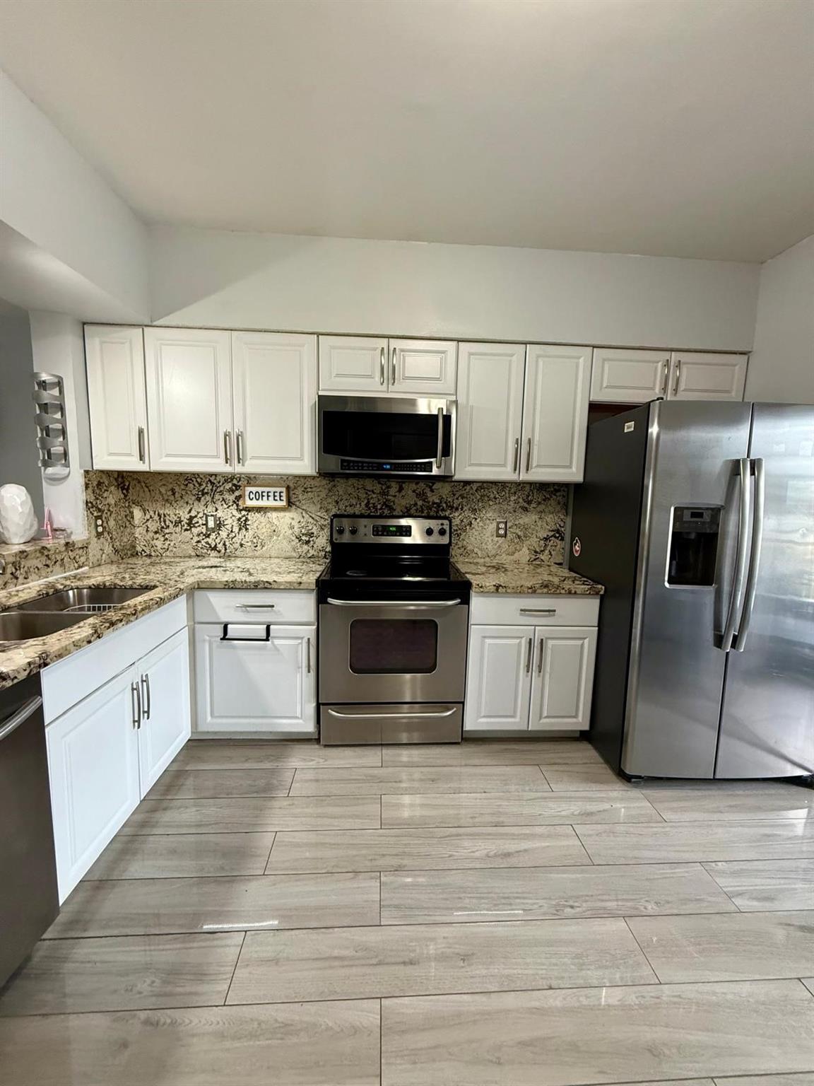 Infante 156-10 B - Residential Lease