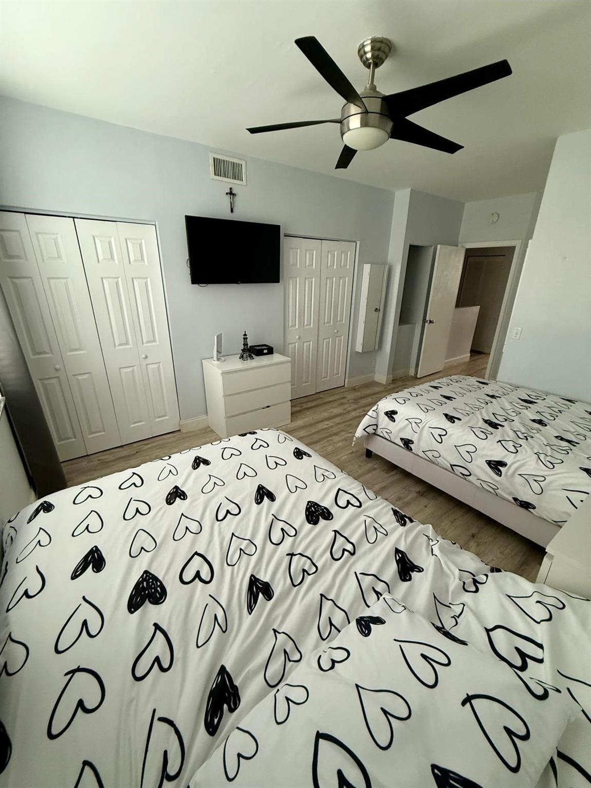 Infante 156-10 B - Residential Lease
