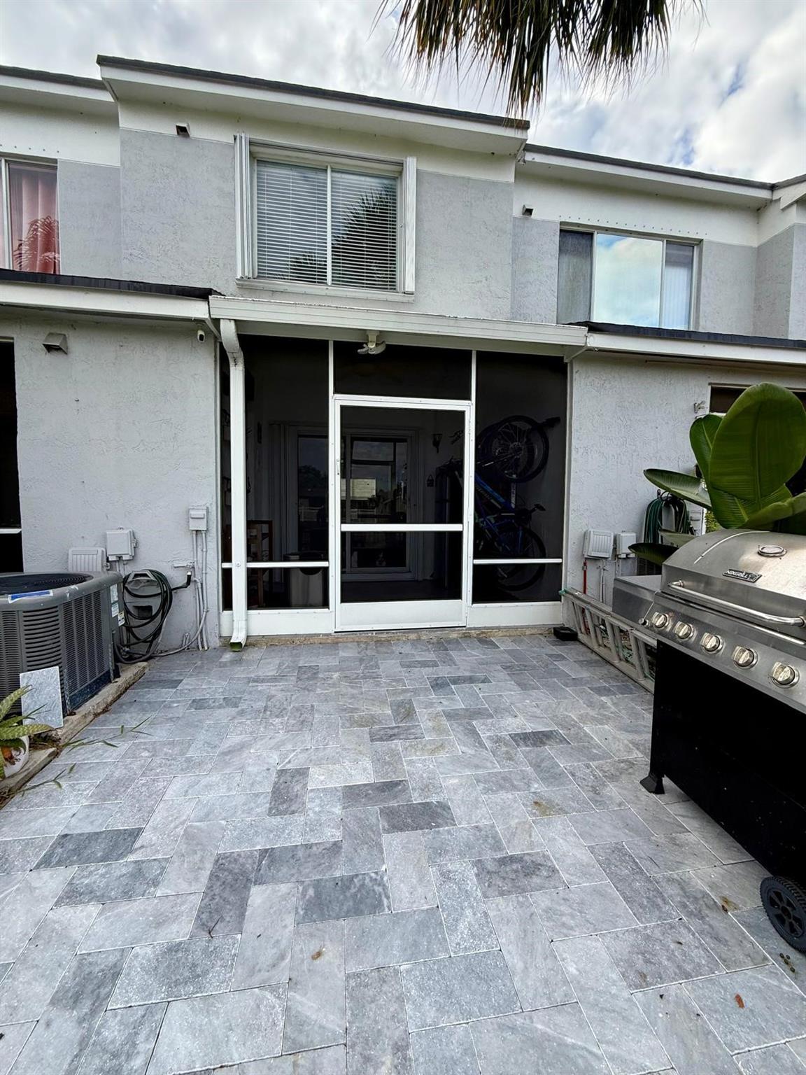 Infante 156-10 B - Residential Lease