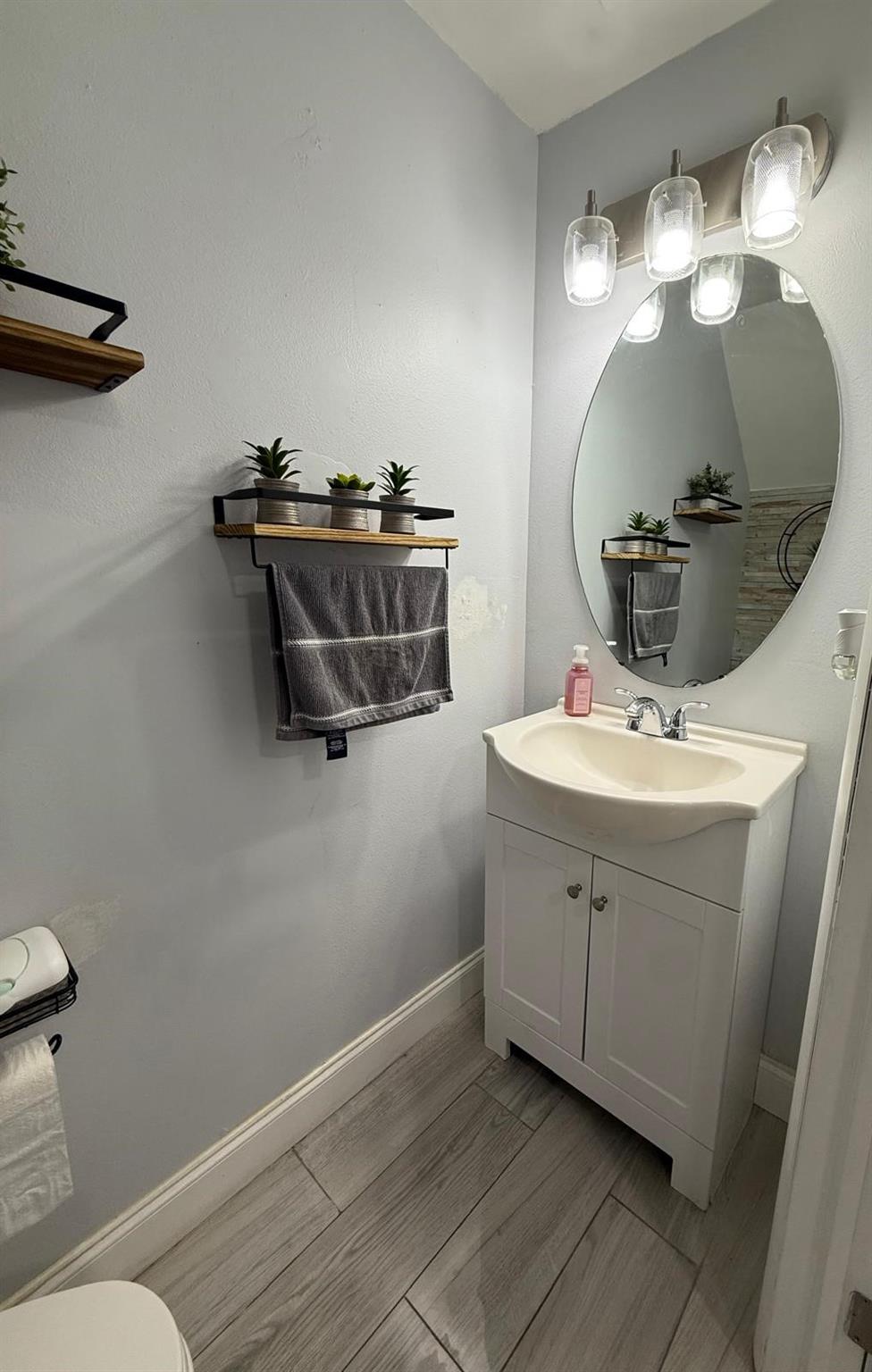 Infante 156-10 B - Residential Lease