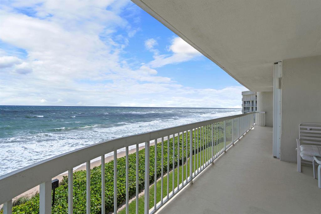 MERIDIAN OF PALM BEACH CONDO - Residential