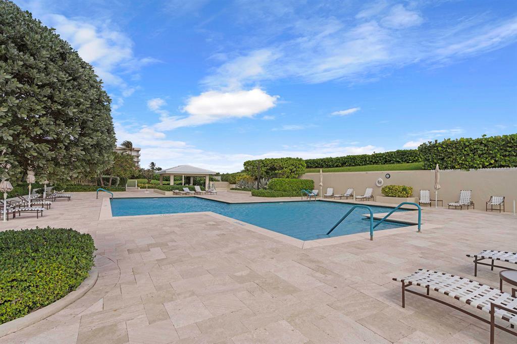 MERIDIAN OF PALM BEACH CONDO - Residential