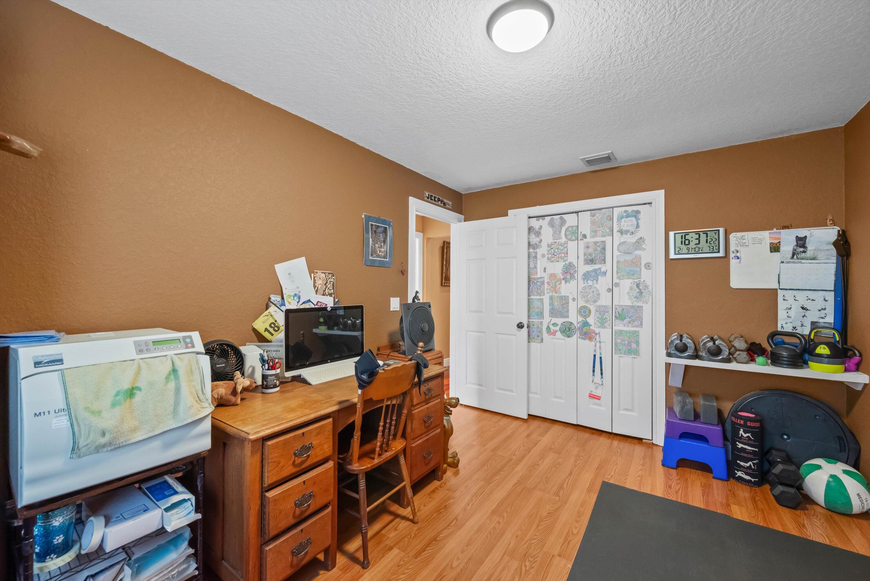 MEADOWLAND COVE 2 OF WELLINGTON - Residential