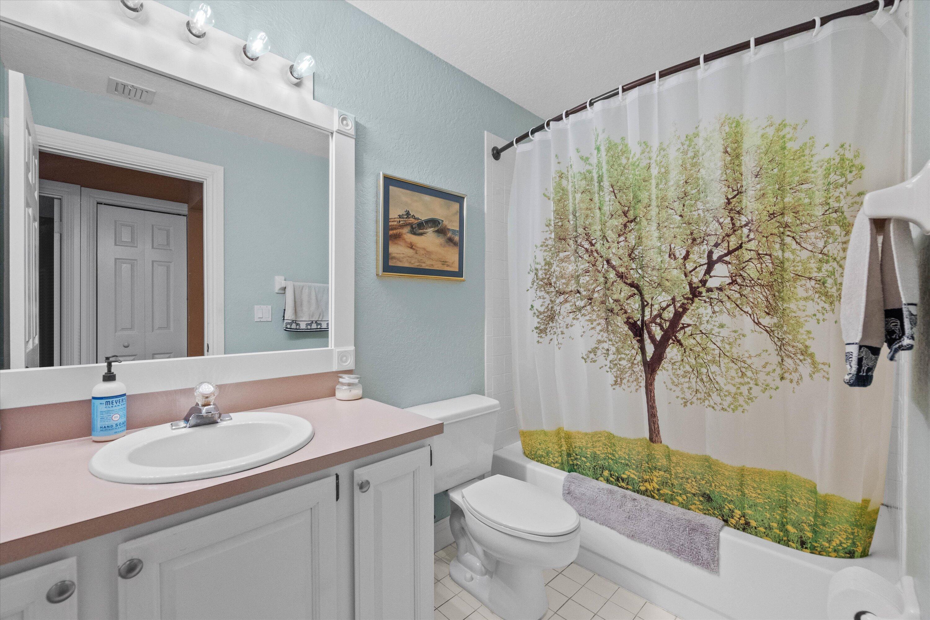 MEADOWLAND COVE 2 OF WELLINGTON - Residential