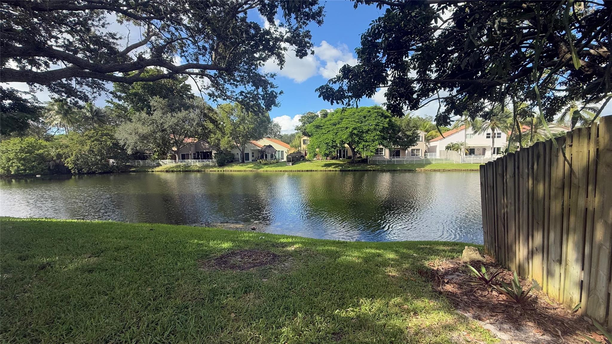 BRIGEWATER AT PLANTATION - Residential