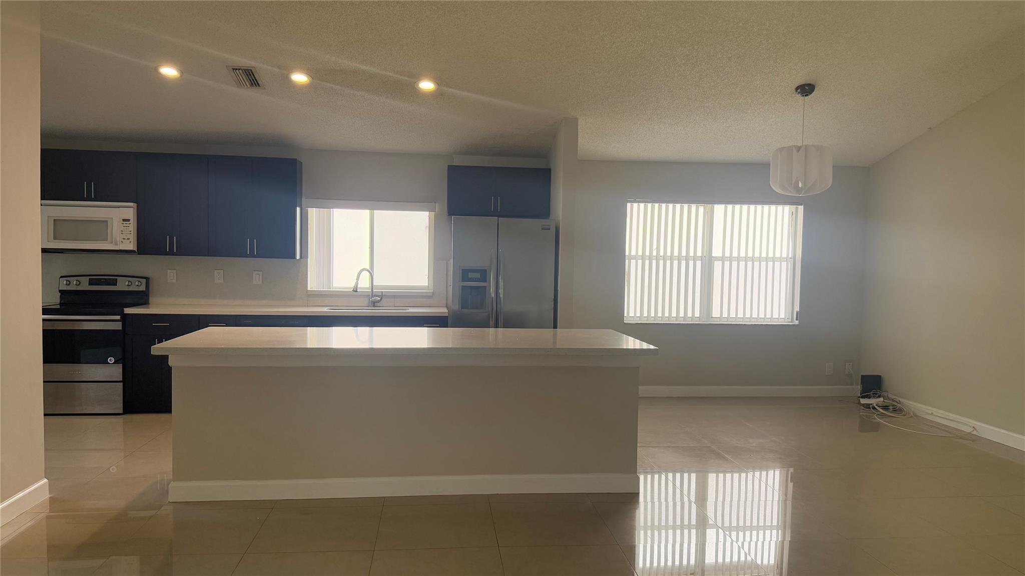 BRIGEWATER AT PLANTATION - Residential