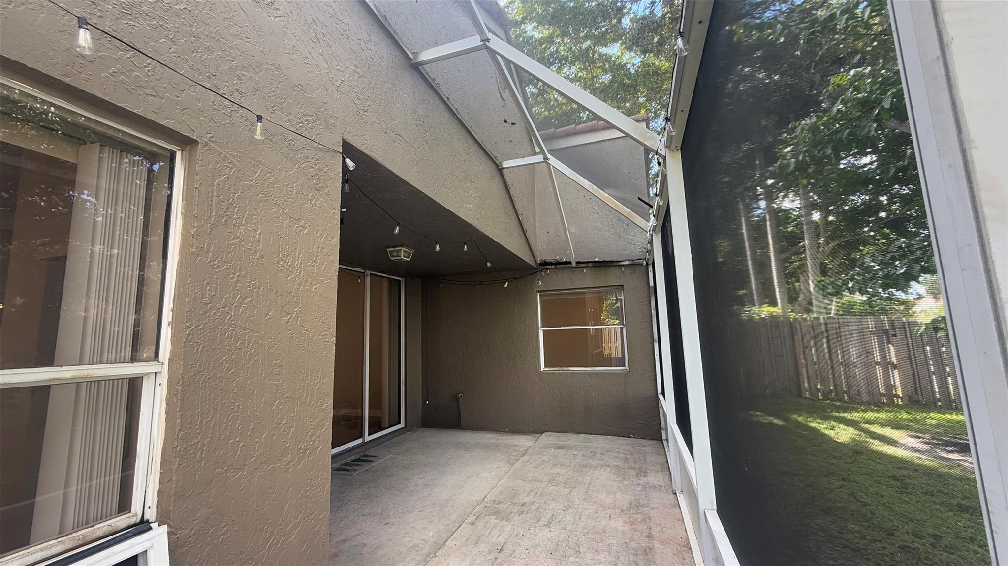 BRIGEWATER AT PLANTATION - Residential