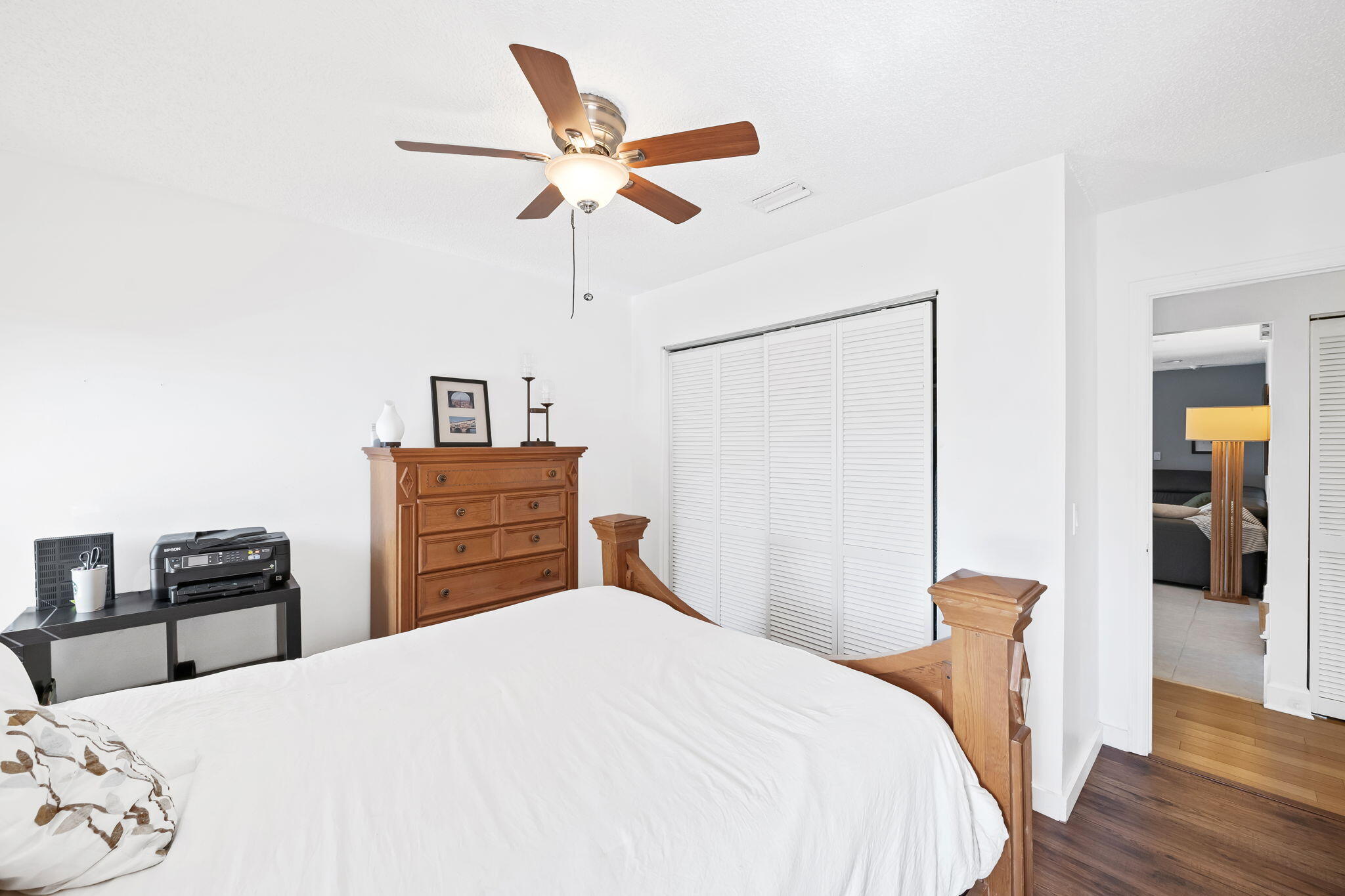 JACARANDA LAKES SEC 1 - Residential