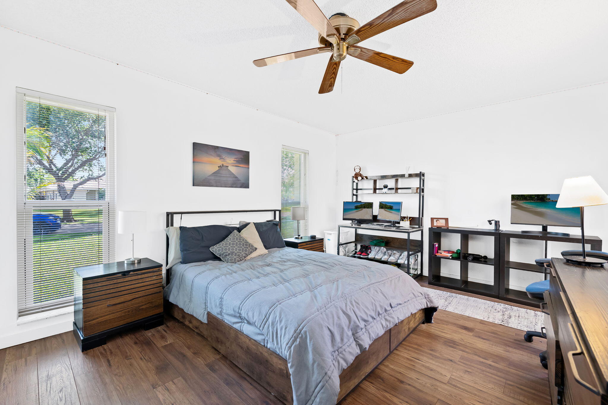 JACARANDA LAKES SEC 1 - Residential