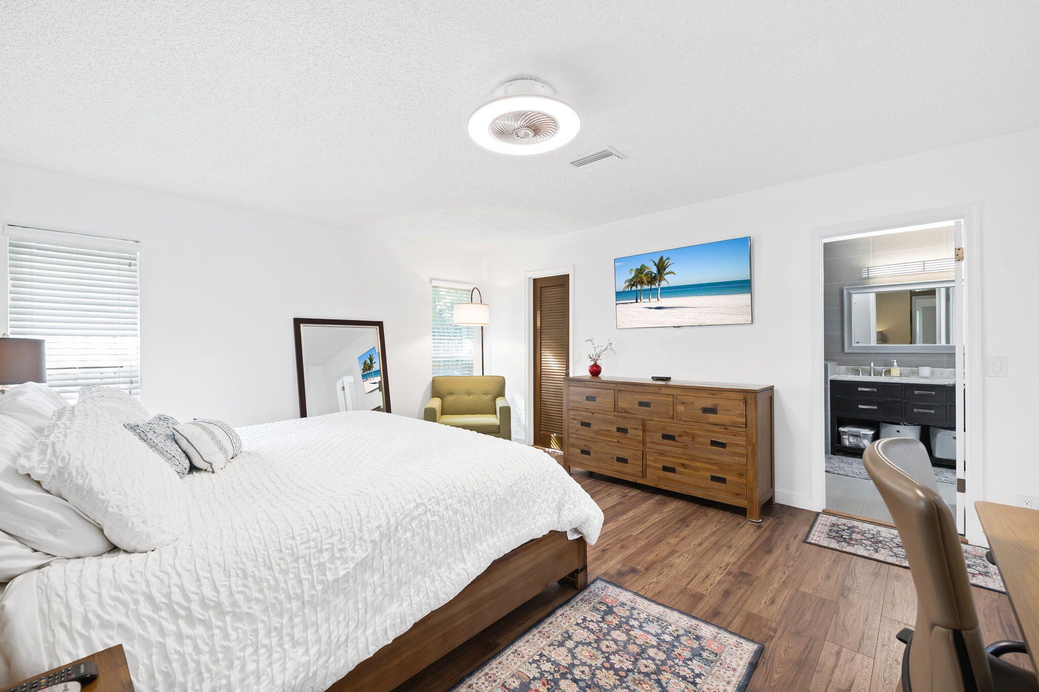 JACARANDA LAKES SEC 1 - Residential