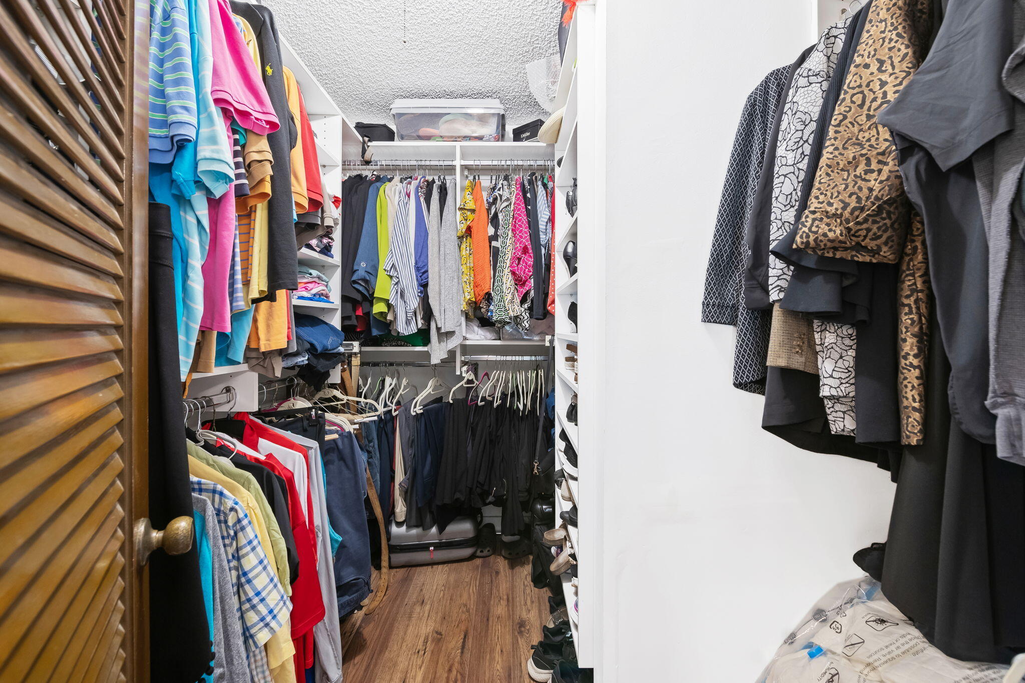 JACARANDA LAKES SEC 1 - Residential