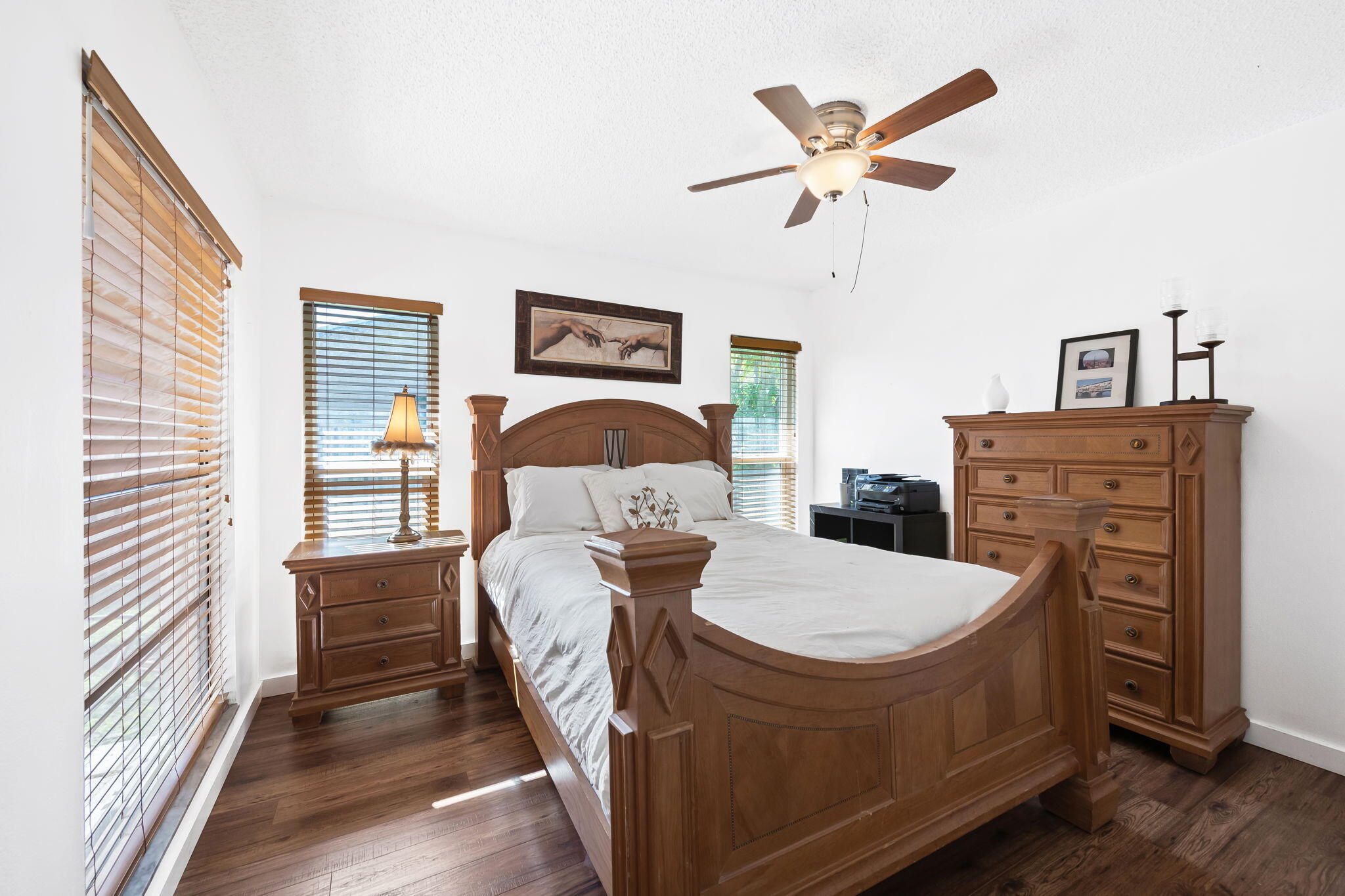 JACARANDA LAKES SEC 1 - Residential