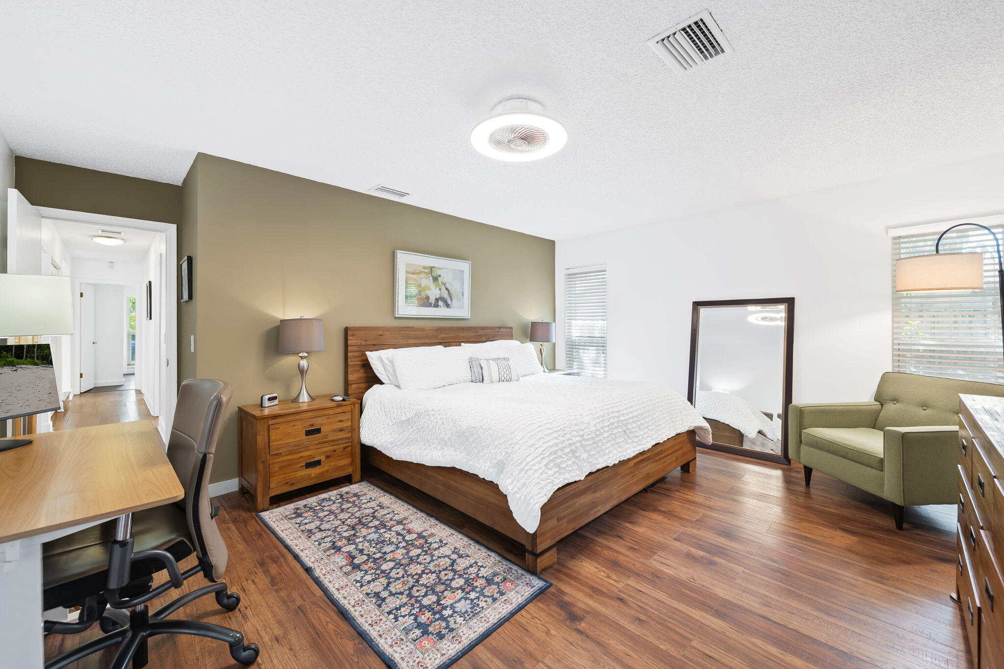 JACARANDA LAKES SEC 1 - Residential