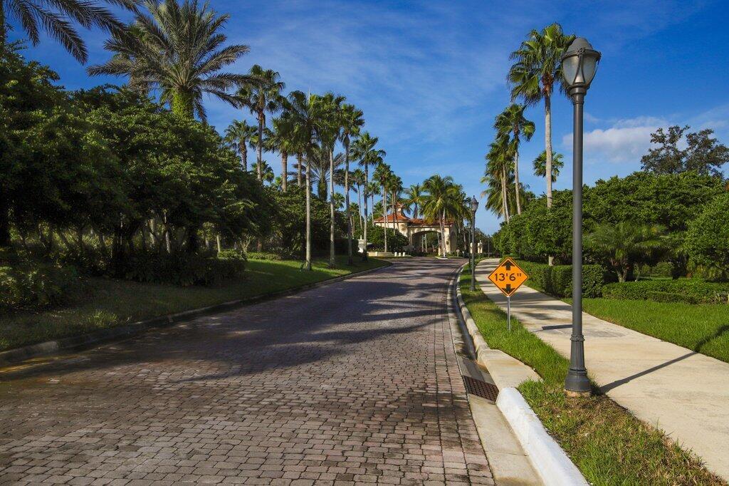 CASCADES AT ST LUCIE WEST - Residential
