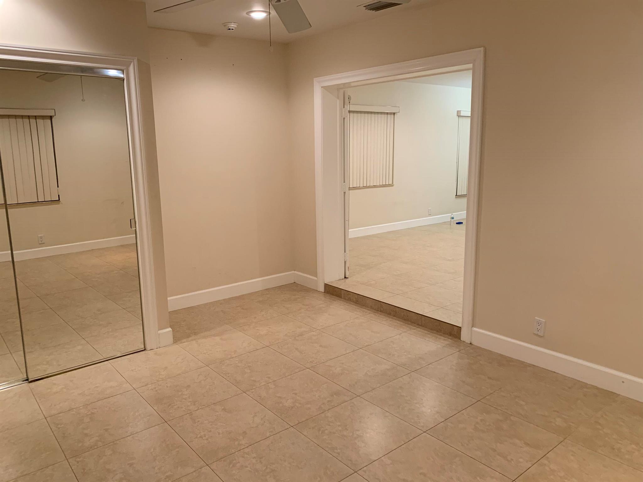 PARADISE PALMS UNIT 4 - Residential Lease