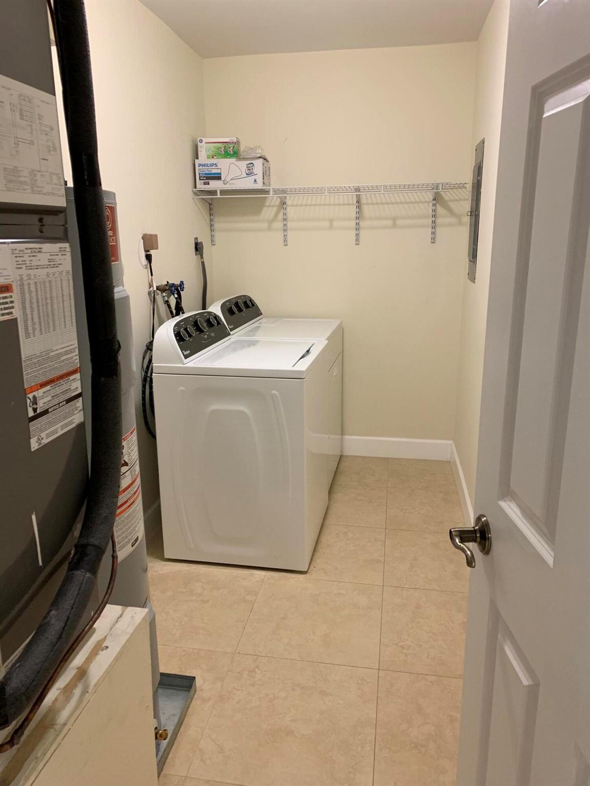 PARADISE PALMS UNIT 4 - Residential Lease