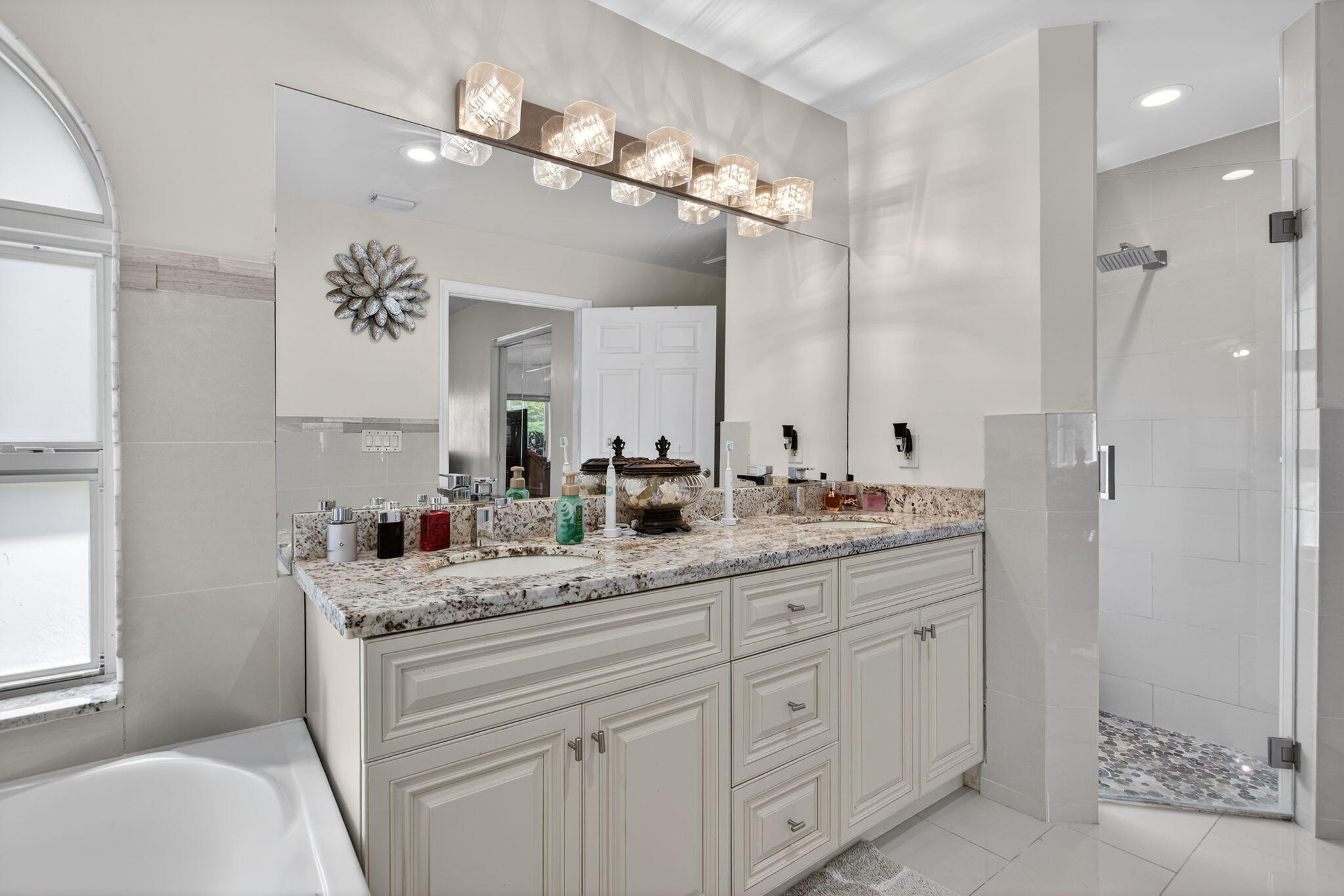 WINSTON PARK SECTION TWO-A - Residential