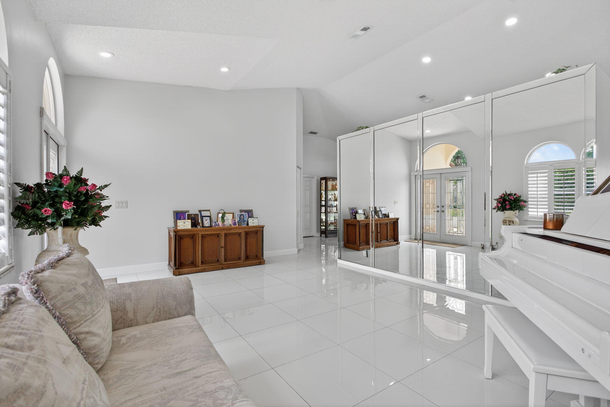 WINSTON PARK SECTION TWO-A - Residential