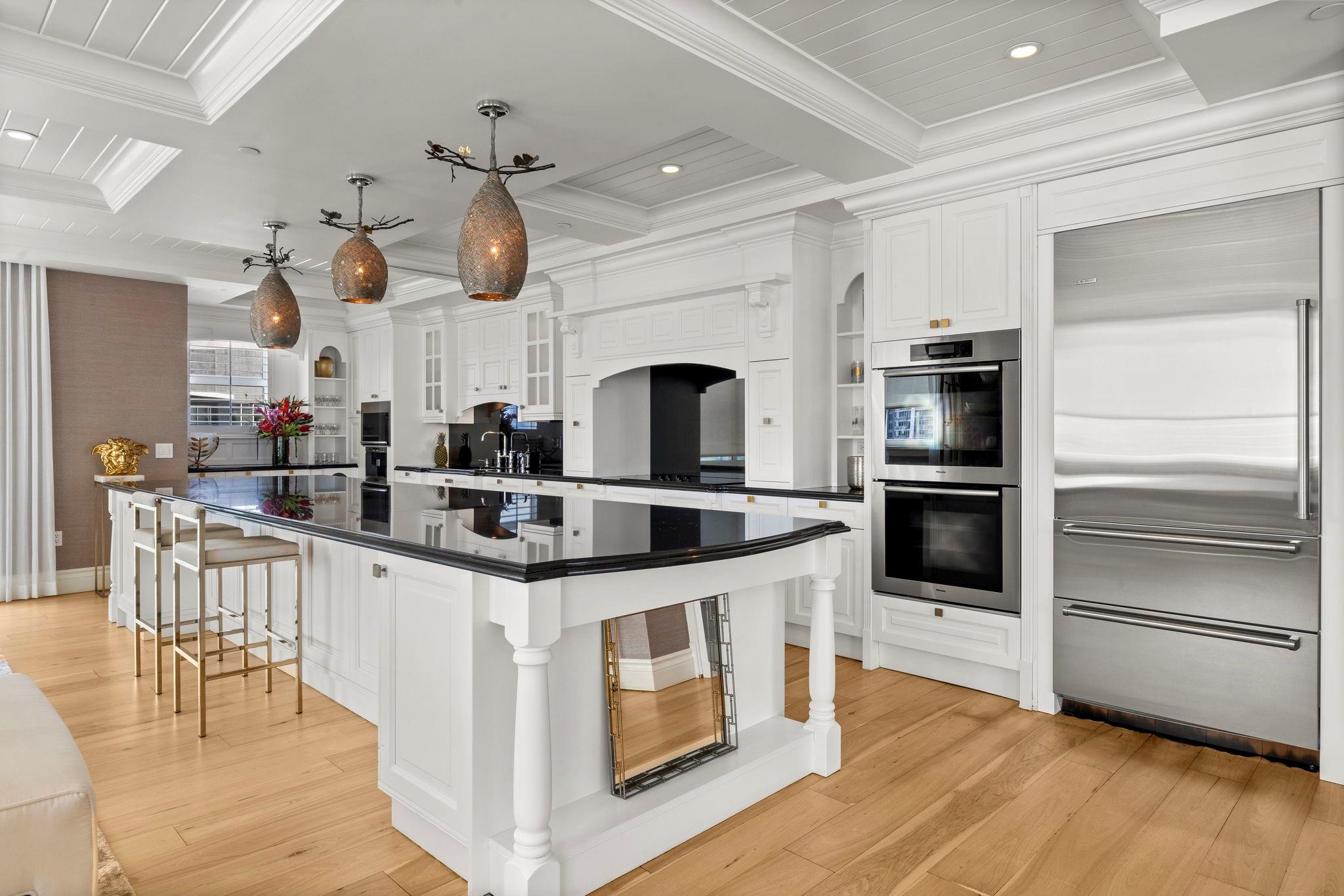 350 LAS OLAS PLACE - Residential