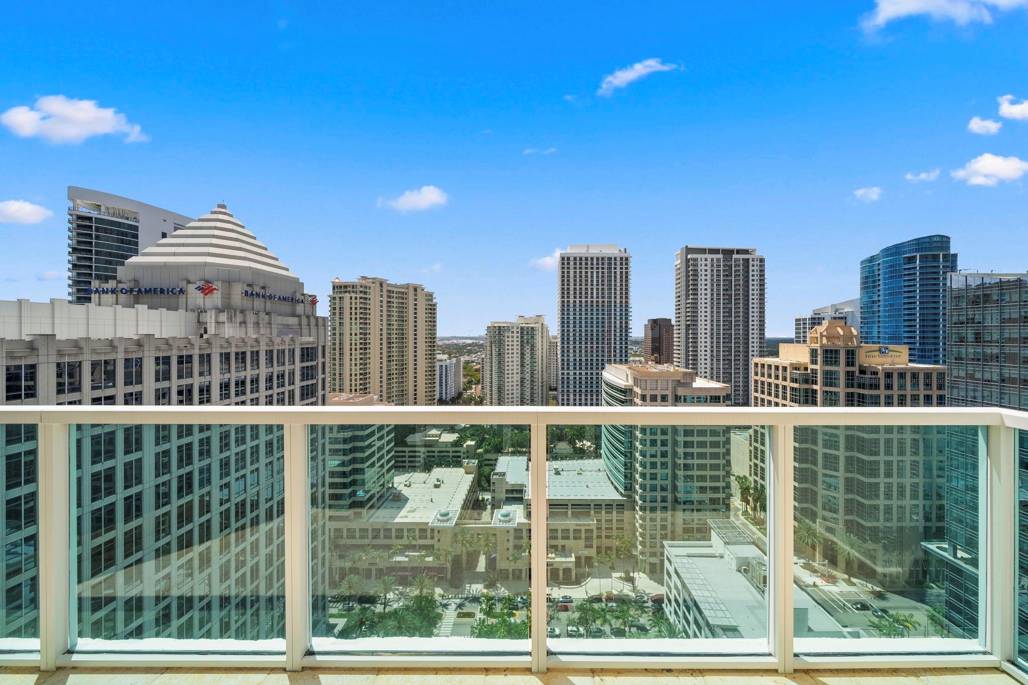 350 LAS OLAS PLACE - Residential