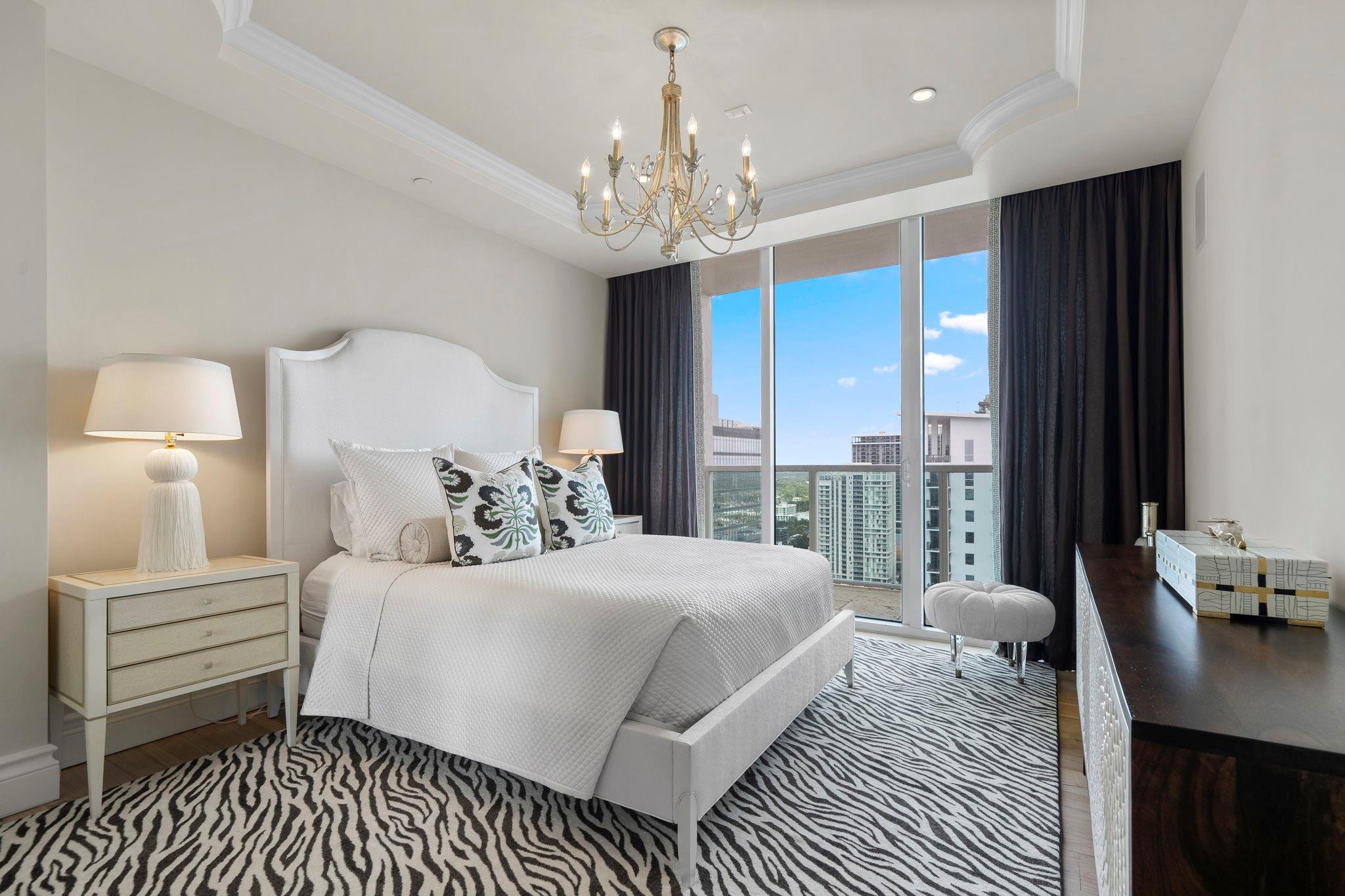 350 LAS OLAS PLACE - Residential