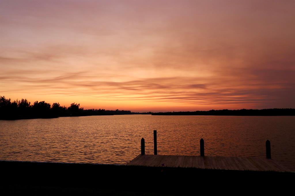 PEBBLE BAY ESTATES - Residential