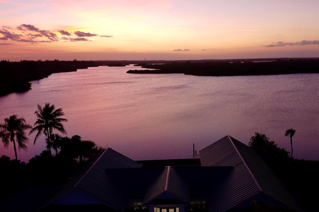 PEBBLE BAY ESTATES - Residential