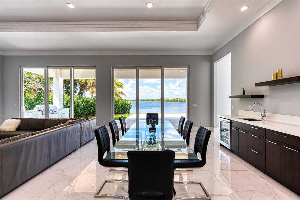 PEBBLE BAY ESTATES - Residential